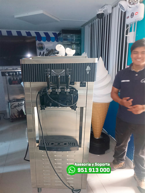 Maquina de Helados Soft de Pie